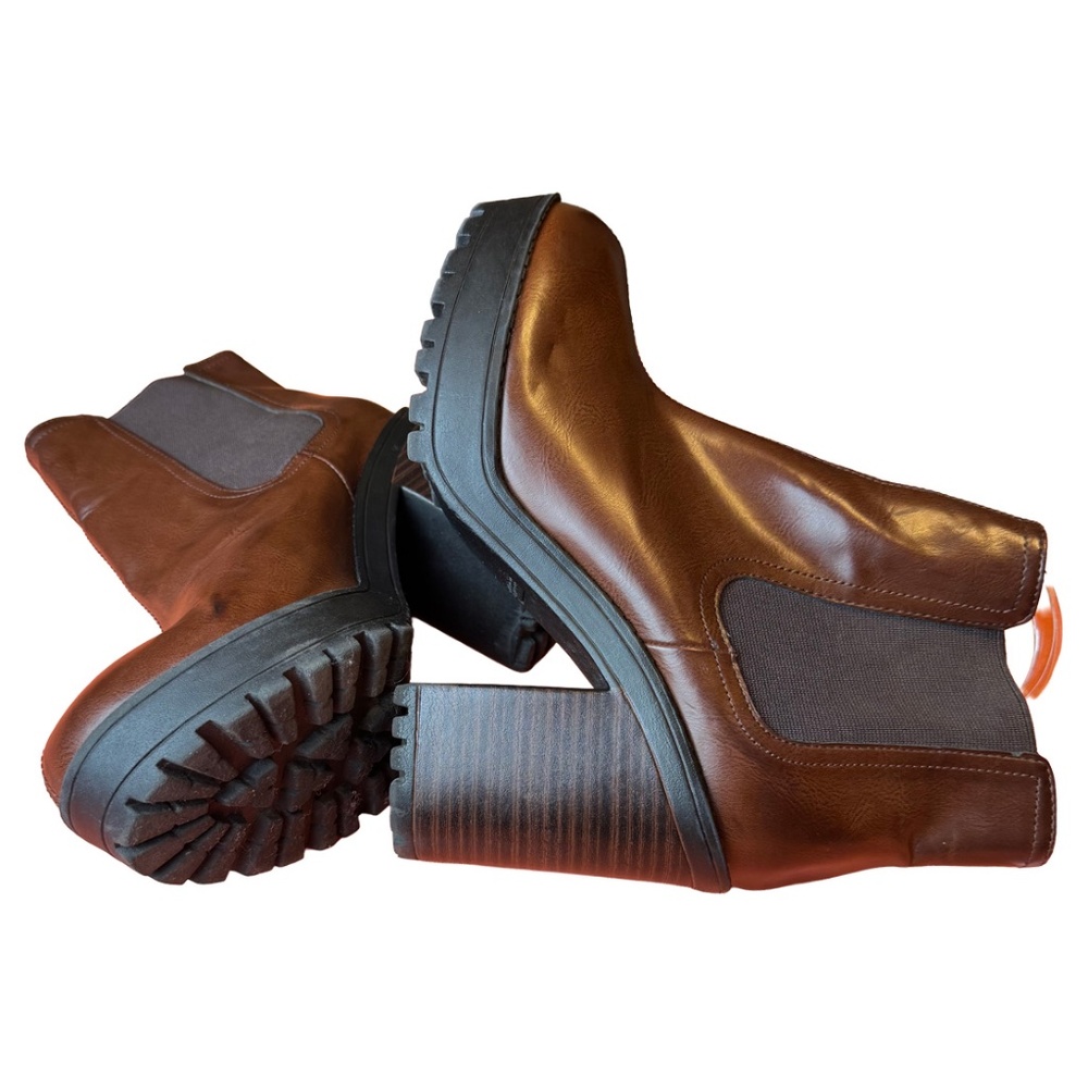 Divided Bootie NWOB - Picture 3 of 7